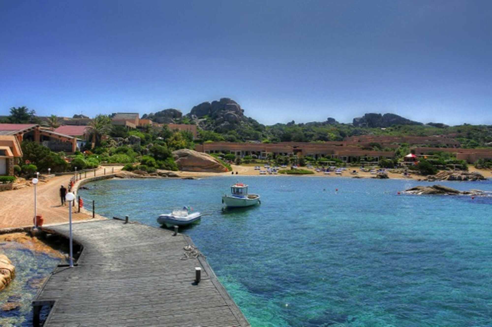 & Isola Santo Stefano